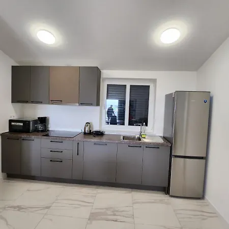 Apartmani M&L I M&J Malinska Exteriér fotografie